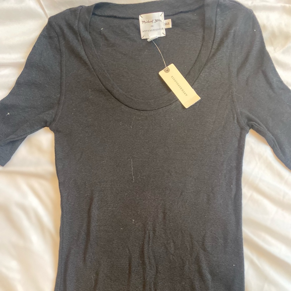 New Short Sleeved Tee - Picture 3 of 3